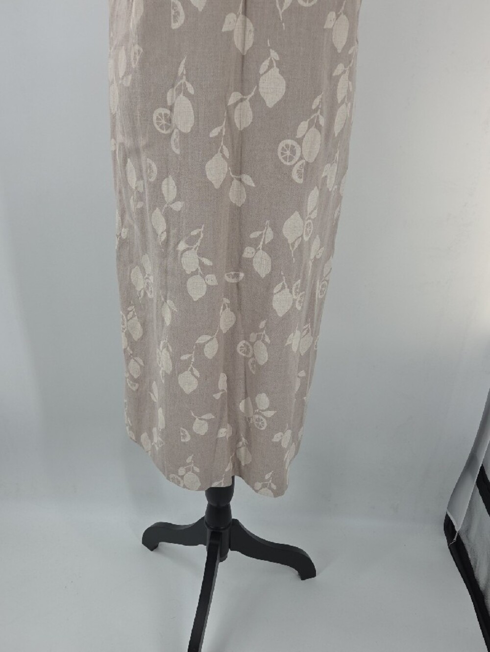 Light Khaki Floral Midi Dress Medium NWT - Picture 14 of 16